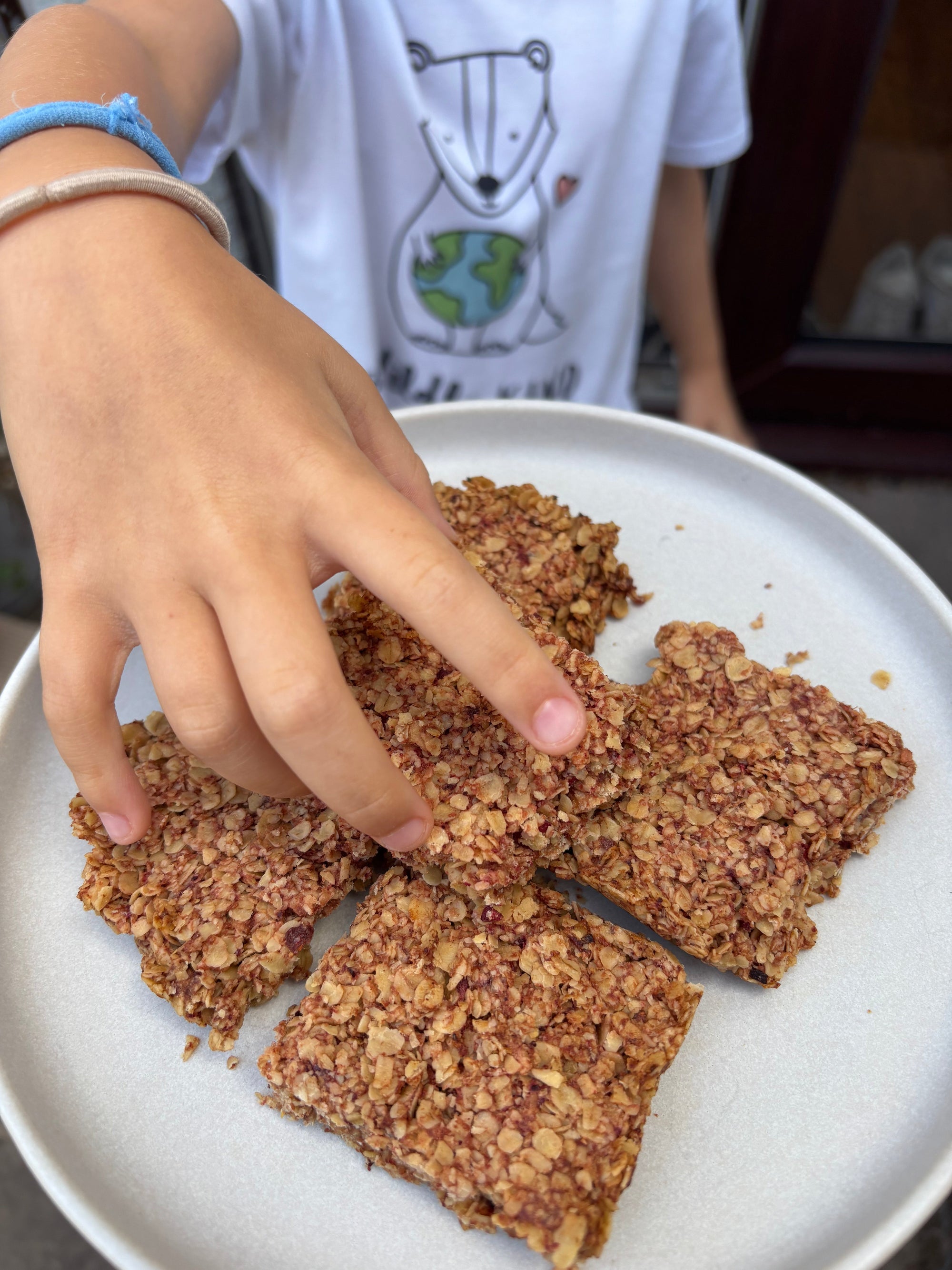 Easiest breakfast flapjacks using our NEW Instant Oats